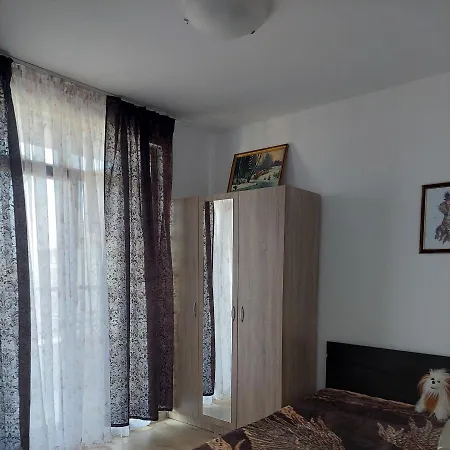 айвазовский парк Apartment Pomorie