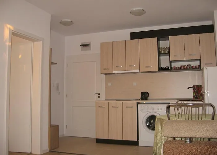 айвазовский парк Διαμέρισμα Πομόριε